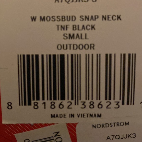 North Face Mossbud Snap Neck -size small - Picture 4 of 4